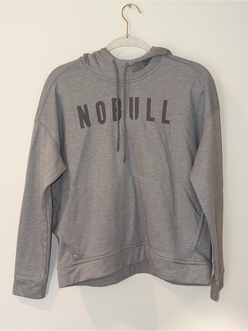 NOBULL Men's Light Gray Crewneck Hoodie with Bold Logo